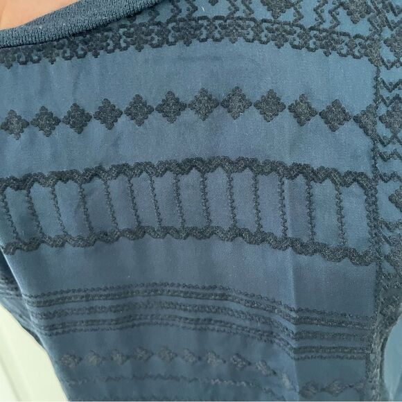 Mamalicious European Brand Maternity T Shirt Indigo Aztec Pattern Size S - Picture 4 of 12
